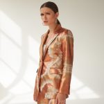 découvrez l'erreur simple à éviter pour réussir votre tie and dye cuivre et obtenir un résultat parfait. suivez nos conseils pour sublimer votre coiffure sans faute.